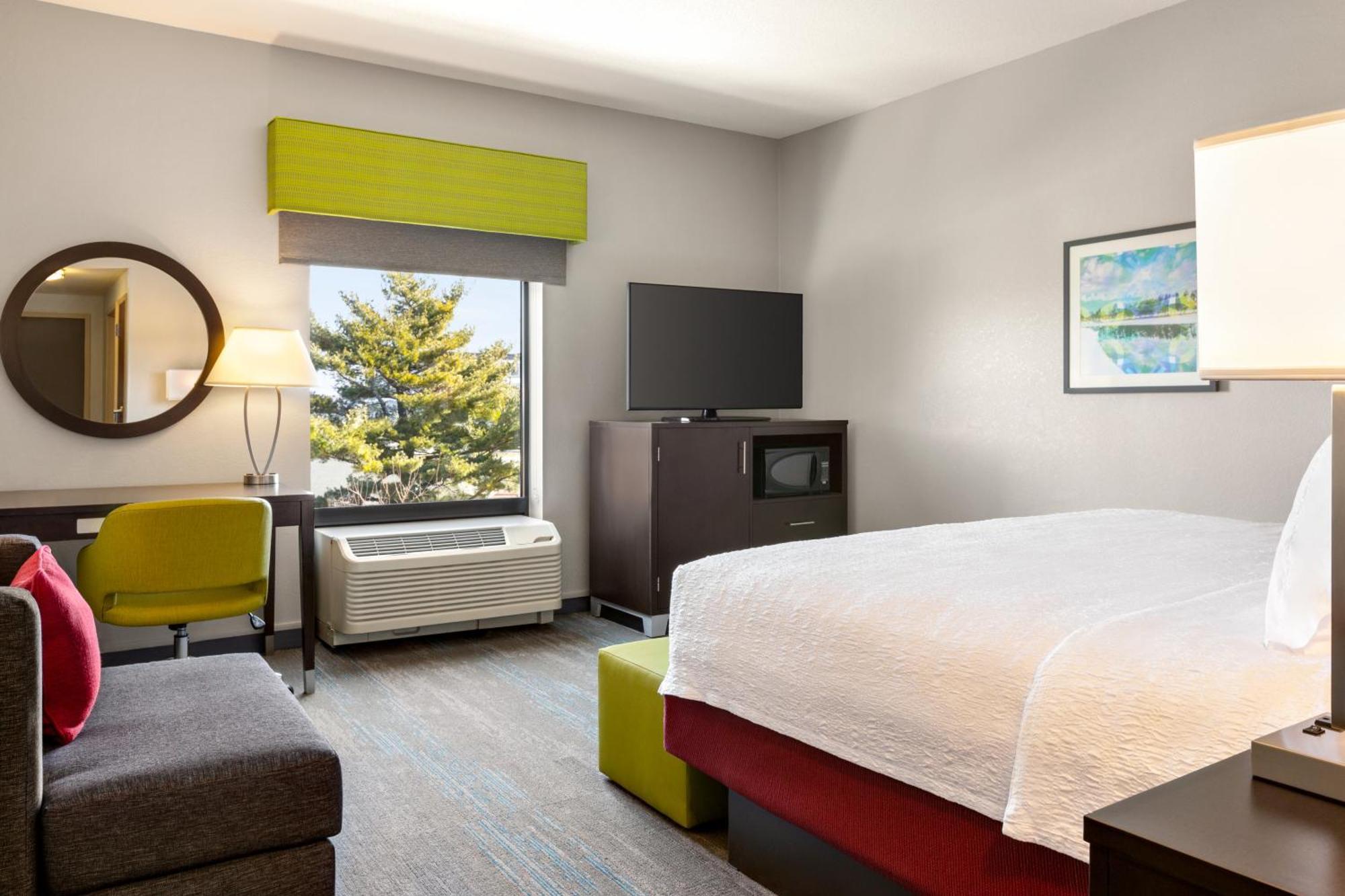 Hotel Hampton & South